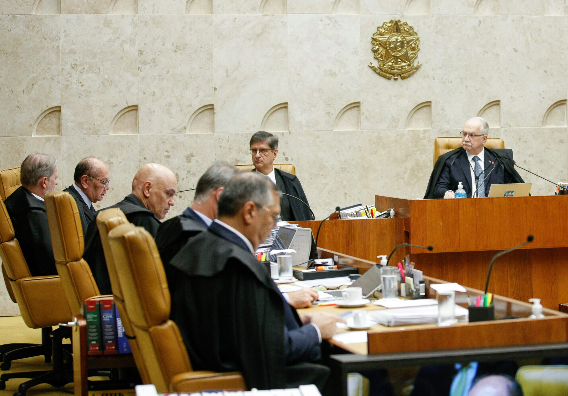 STF julga no dia 27 vínculo entre motoristas de aplicativo e plataformas; decisão pode redefinir relações de trabalho no país