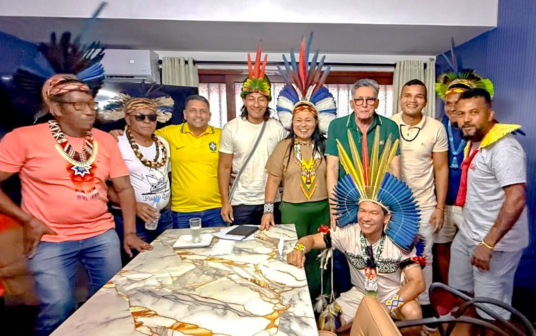 Prefeito Jânio Natal reafirma apoio aos indígenas da Aldeia Velha